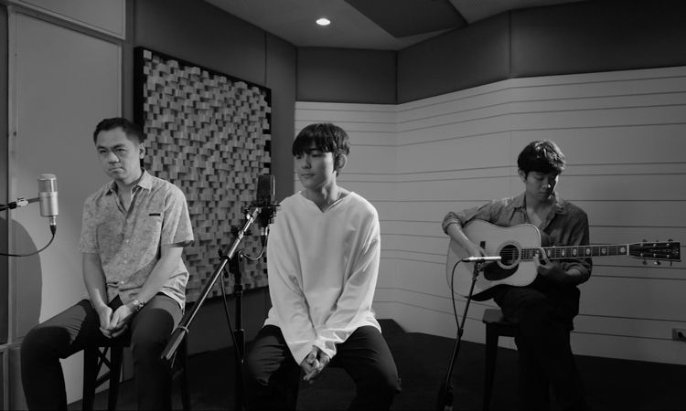 ร้องให้ ซิงเกิ้ลใหม่จาก เฟิร์ส อนุวัตน์ Feat. JEEP ถ่ายทอดเรื่องแย่ๆ ในชีวิตผ่านมุมมองคน 2 วัย